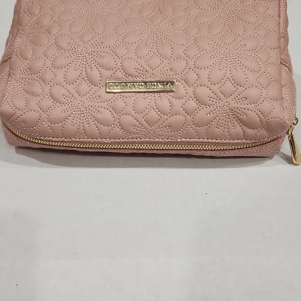 NWOT Vince Camuto Metallic Rose Make-Up Travel Bag Size 10 X 7